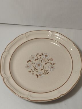 The Covington Idylwild Edition 10.5" Stoneware Dinner Plate Made In Japan